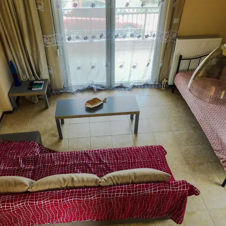 Nikitas 1st Floor Kosz