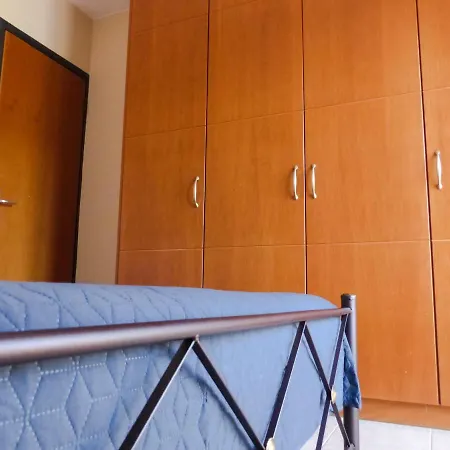 Nikitas 1st Floor Apartman Kosz